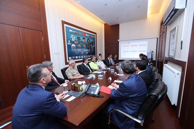 Valimiz Sayın Hüseyin Aksoy Başkanlığında İl Güvenlik ve Asayiş Koordinasyon Toplantısı gerçekleştirildi.