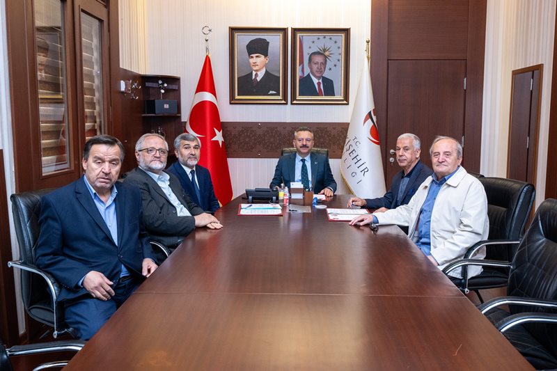 Valimiz Sayın Hüseyin Aksoy’un Katılımıyla Gençlerin Gelişimi İçin Müftülük ile Vakıf Arasında Protokol İmzalandı